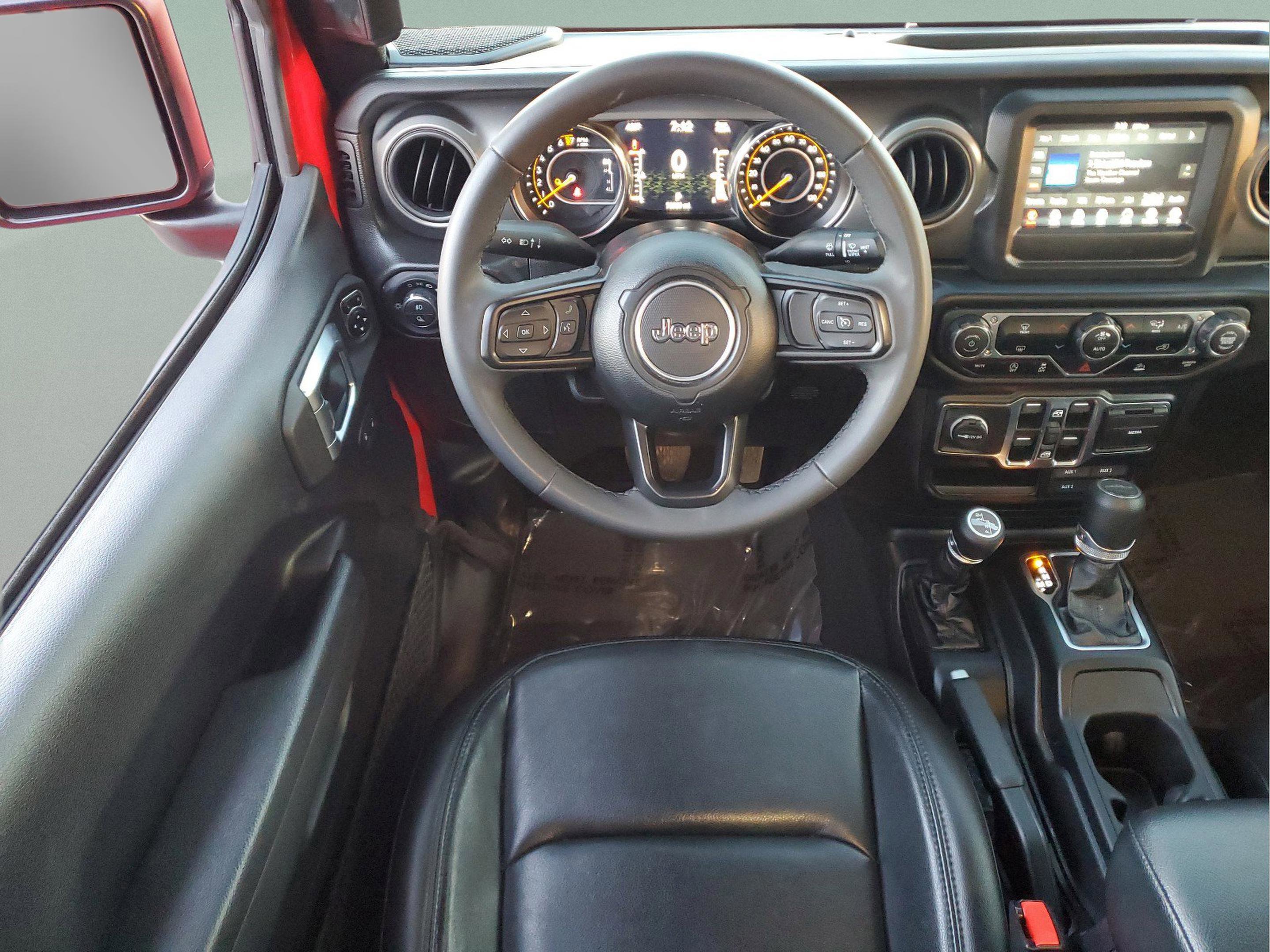 Certified 2023 Jeep Gladiator Sport AWD/4WD image 13