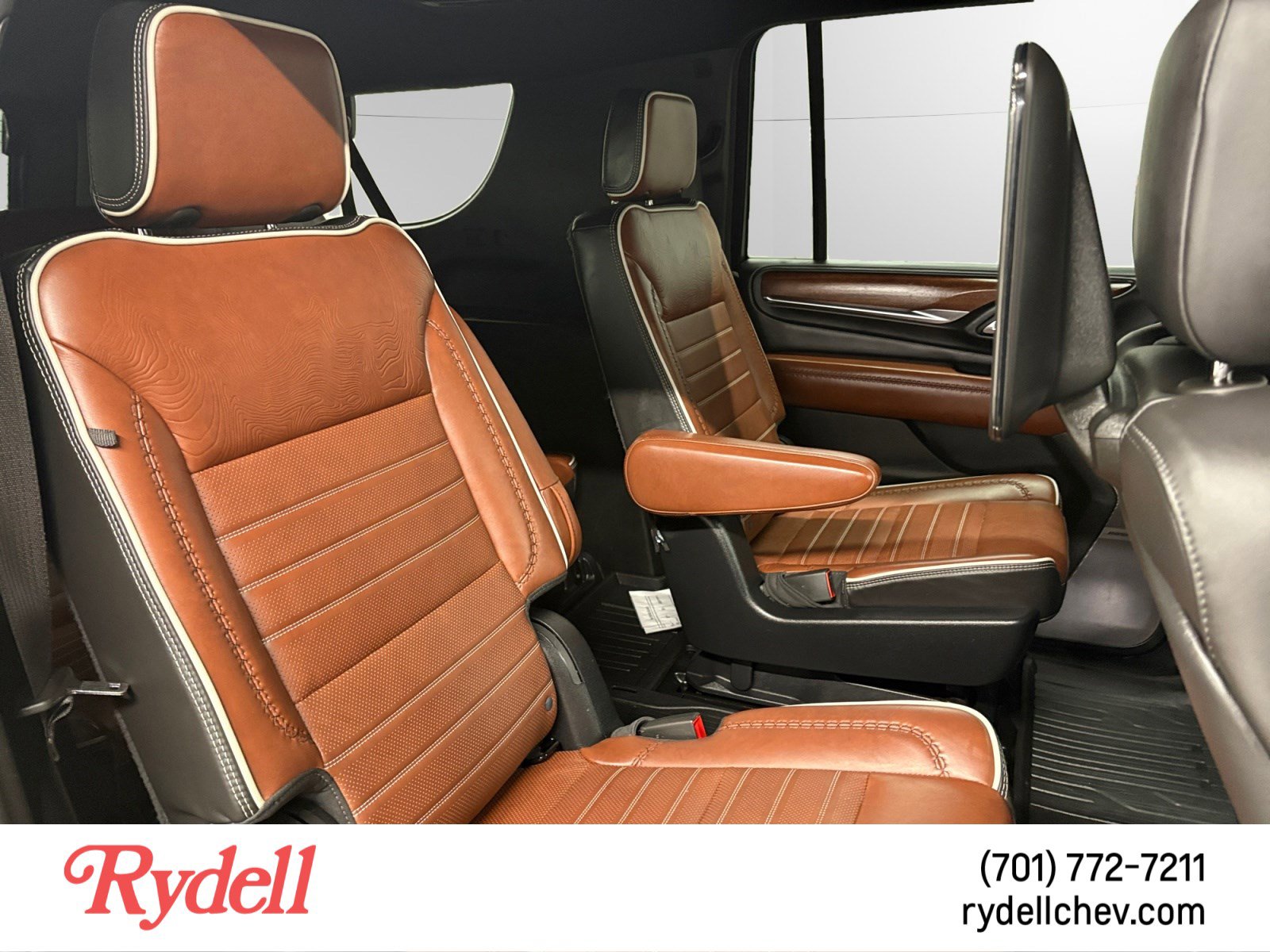 Used 2024 GMC Yukon XL Denali Ultimate image 18