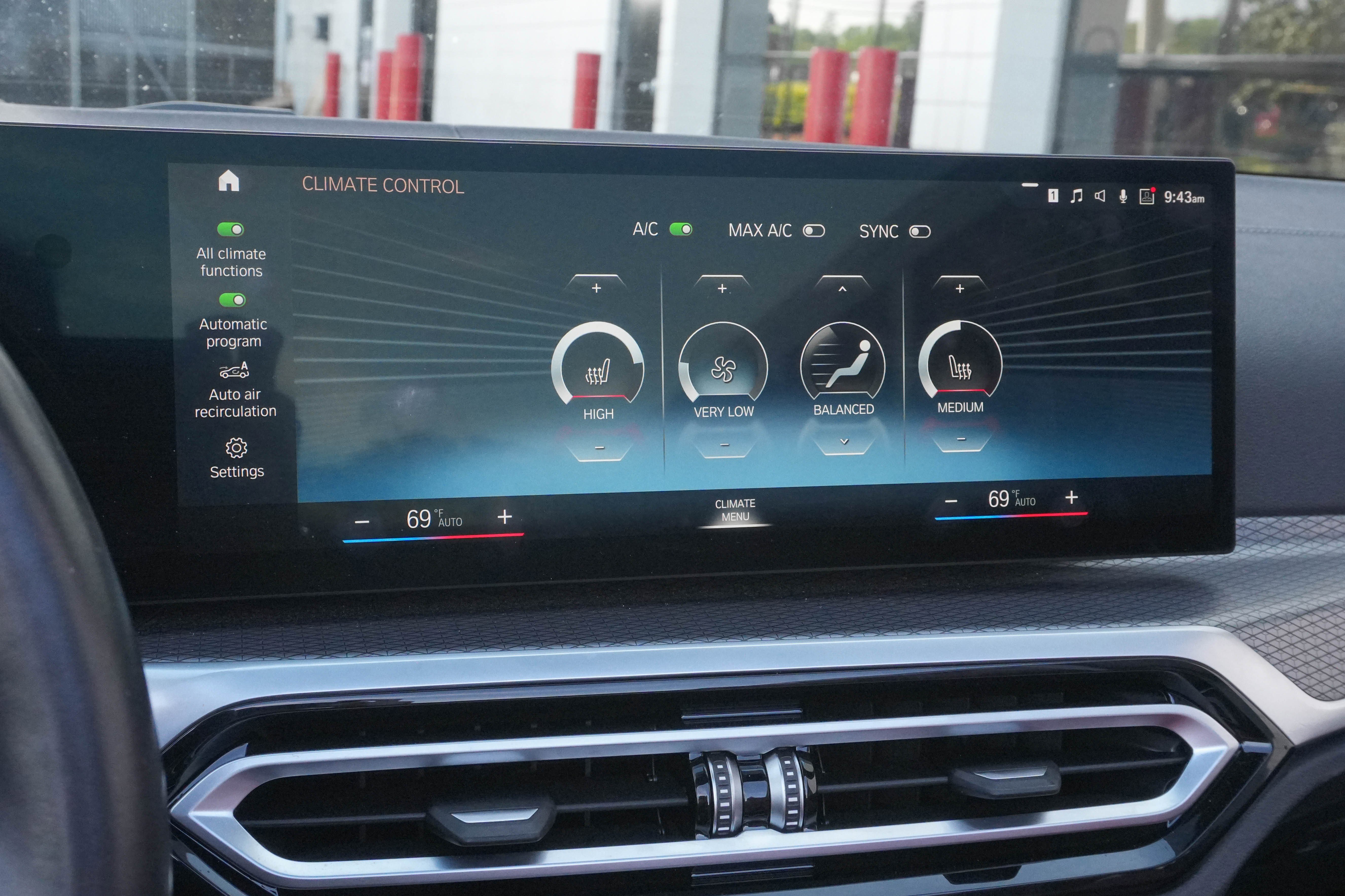 Certified 2024 BMW 430i Convertible w/ M Sport Package image 23