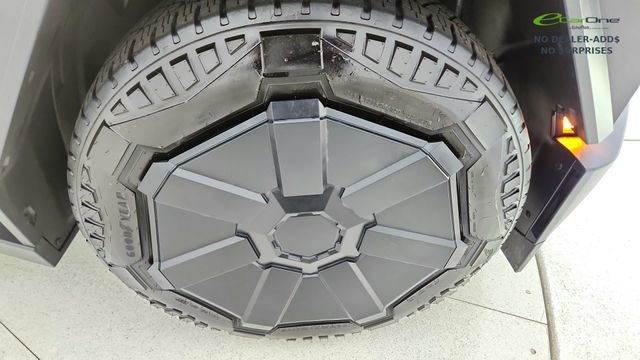 Used 2024 Tesla Cybertruck AWD Crew Cab image 53