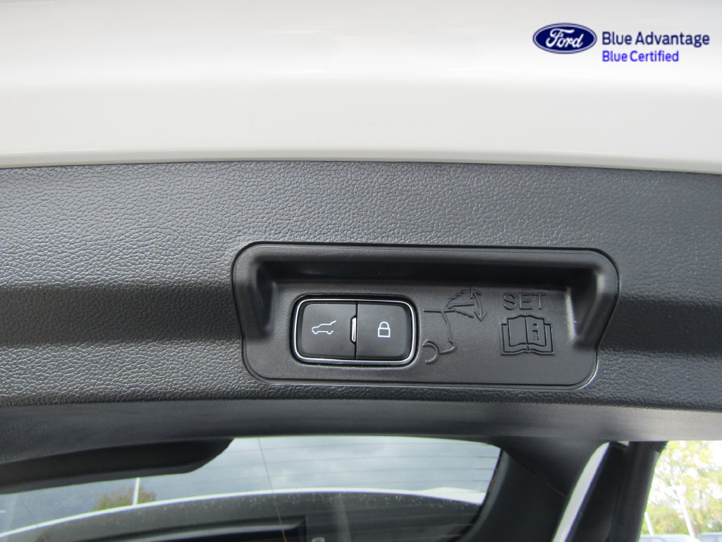 Certified 2023 Ford Explorer XLT AWD/4WD image 16