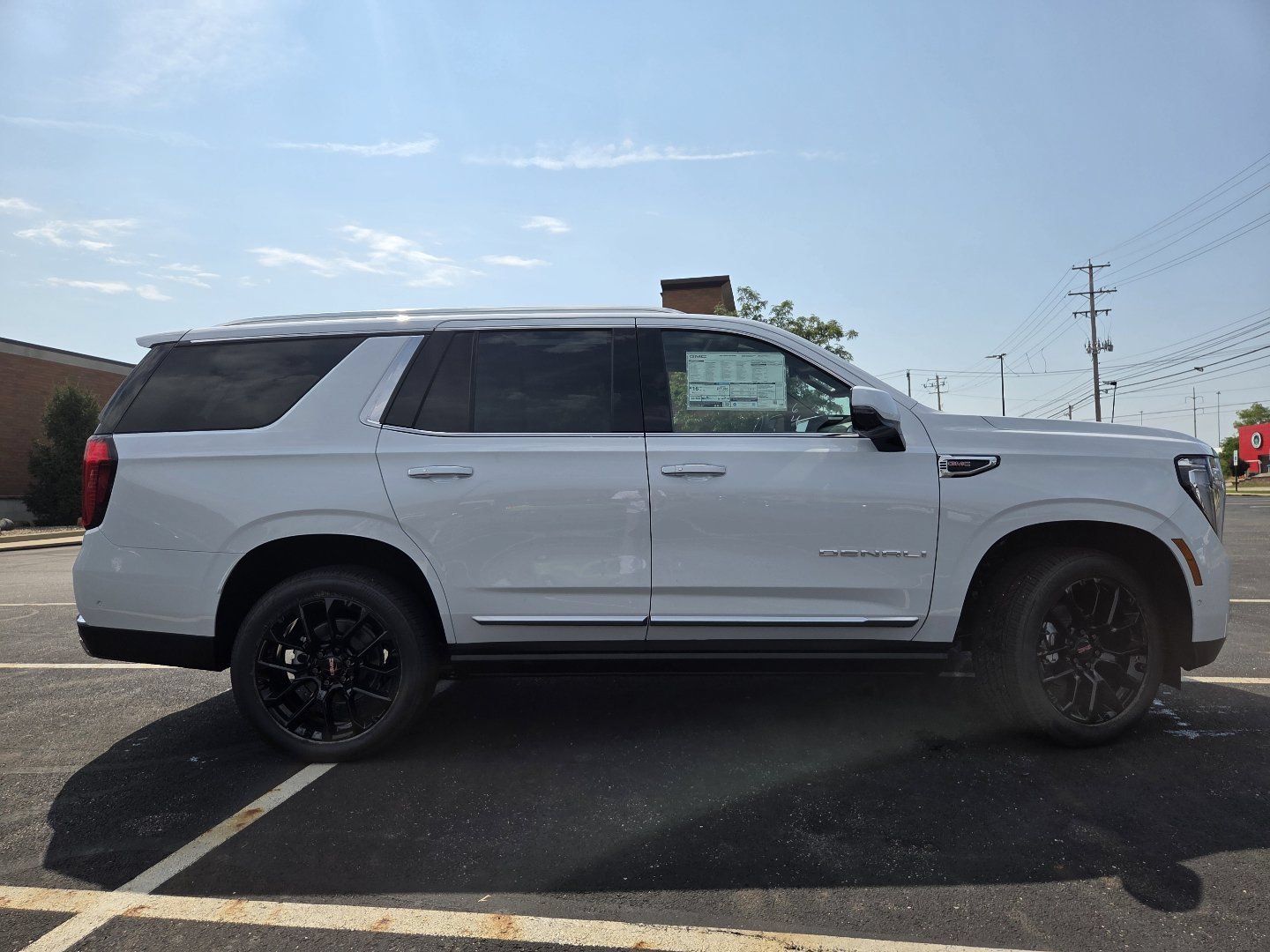 New 2026 GMC Yukon Denali w/ Sun & Power Step Package AWD/4WD image 22