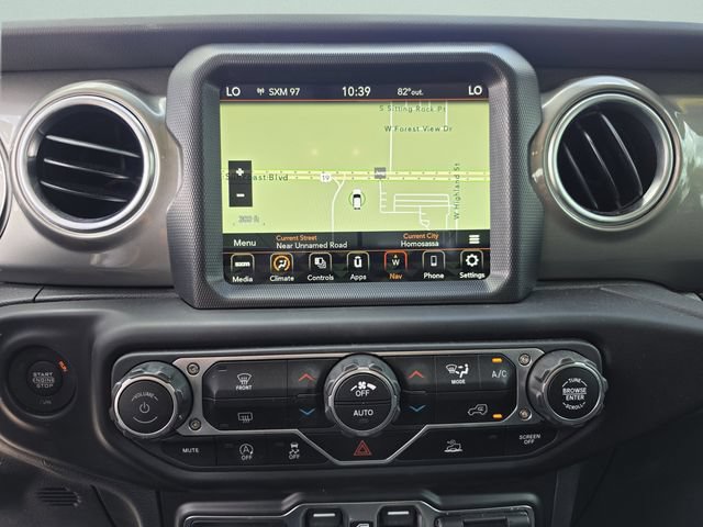 Used 2023 Jeep Gladiator Overland w/ LED Lighting Group AWD/4WD image 22