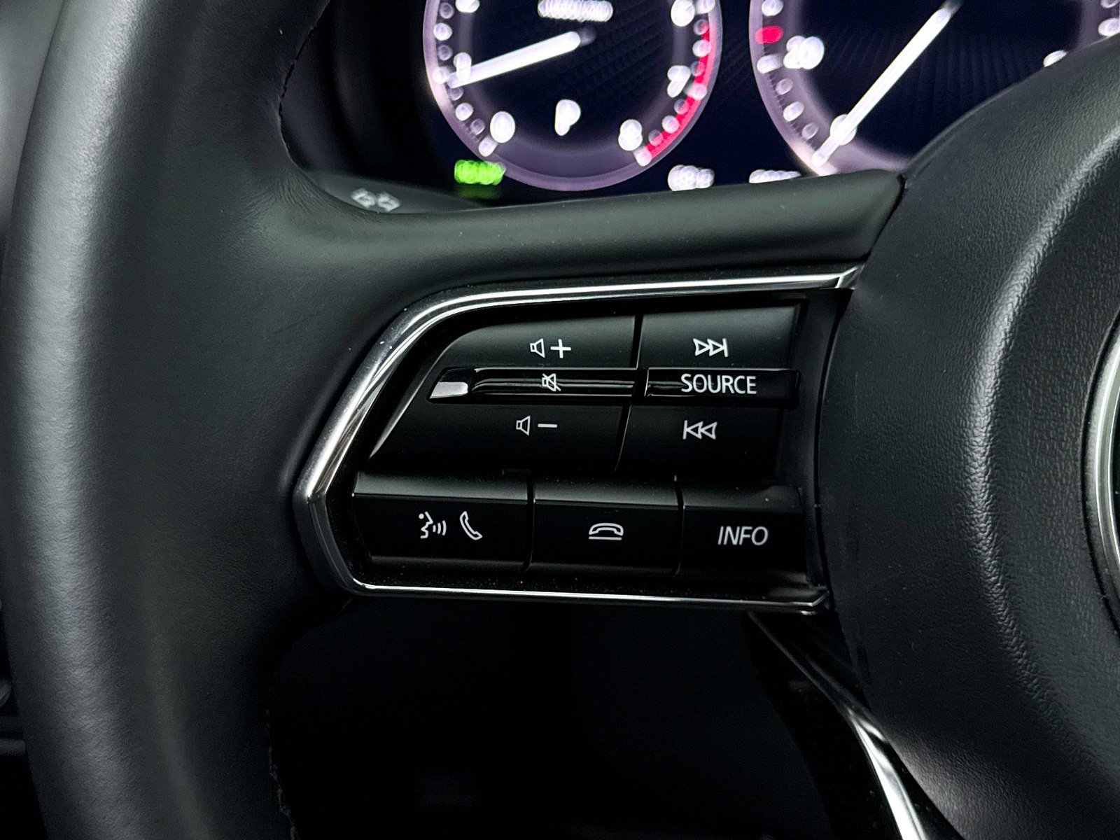 Used 2025 MAZDA CX-90 3.3 Turbo w/ Premium Plus Pkg image 24