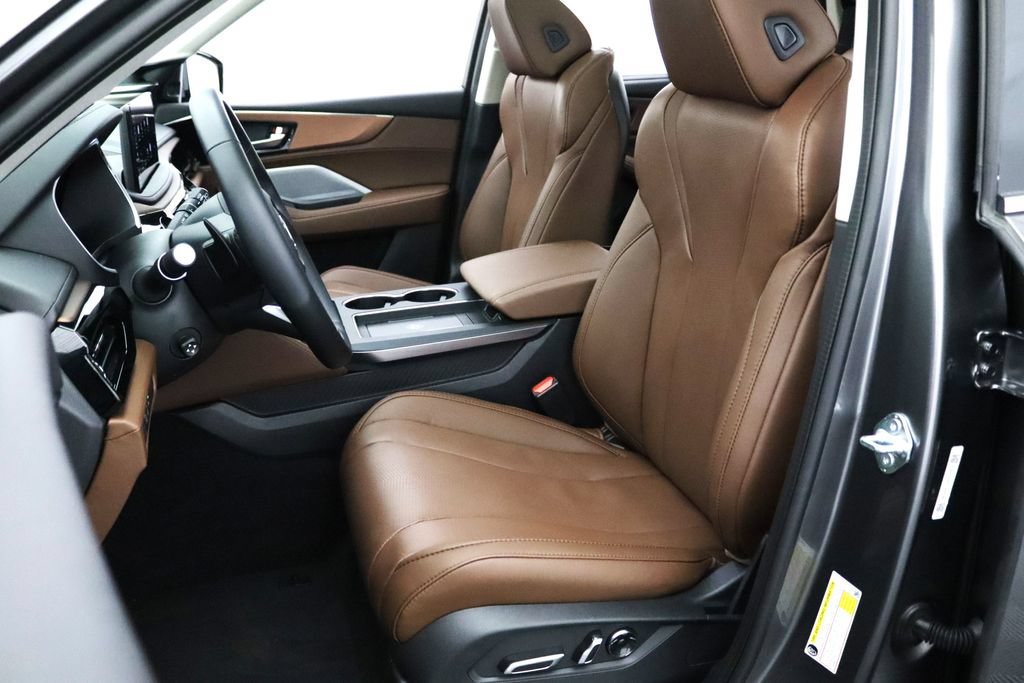 Certified 2026 Acura MDX w/ Technology Package AWD/4WD image 2