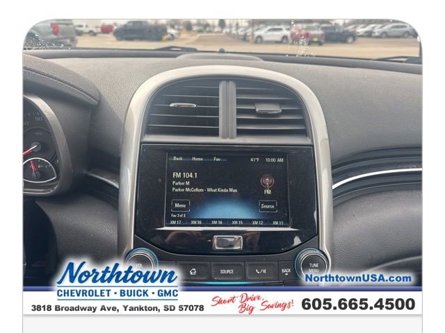 Used 2015 Chevrolet Malibu LT image 34