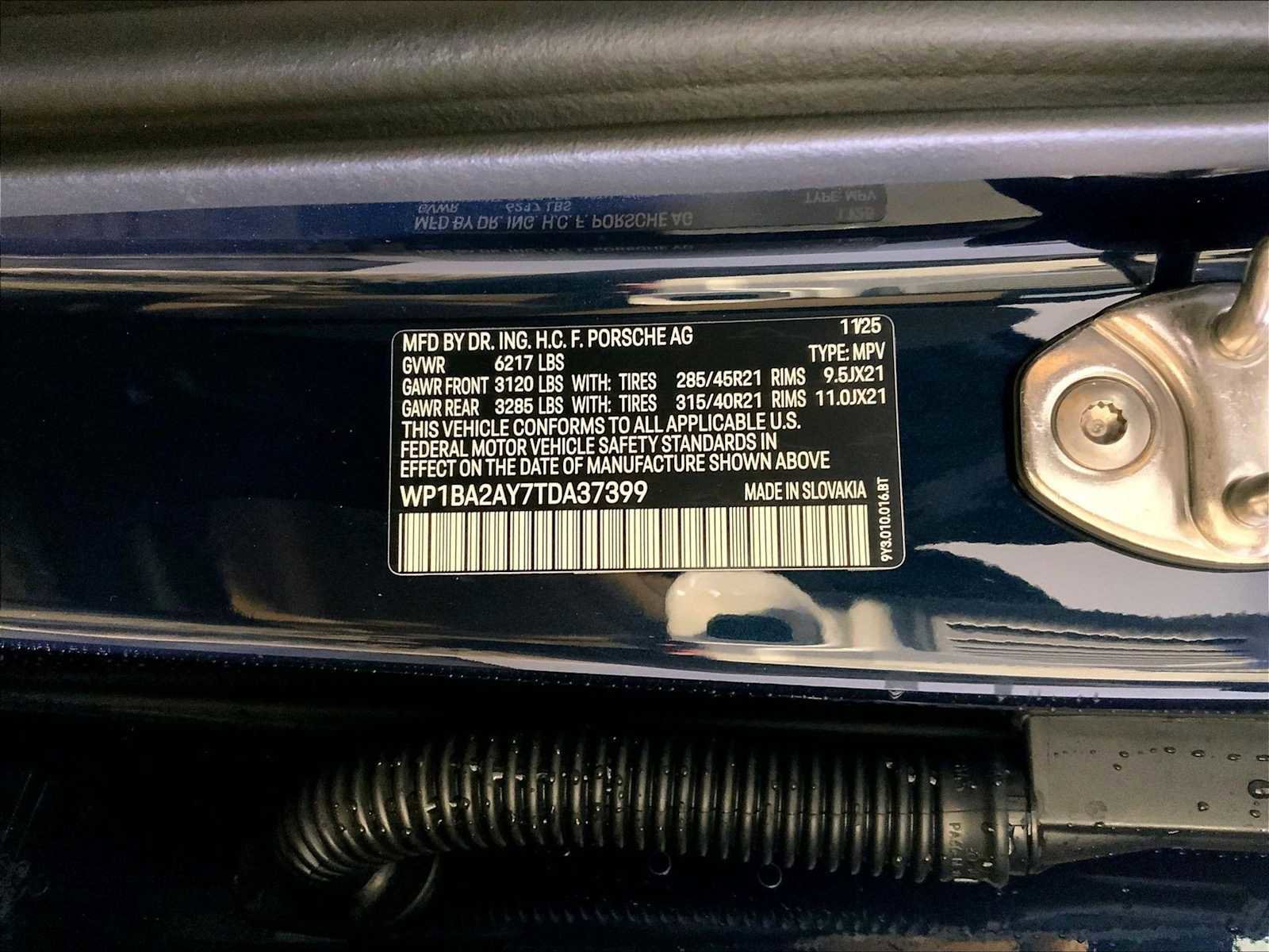 New 2026 Porsche Cayenne Coupe image 23