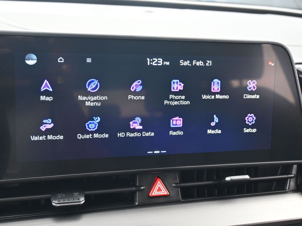 Used 2024 Kia Sportage EX image 19