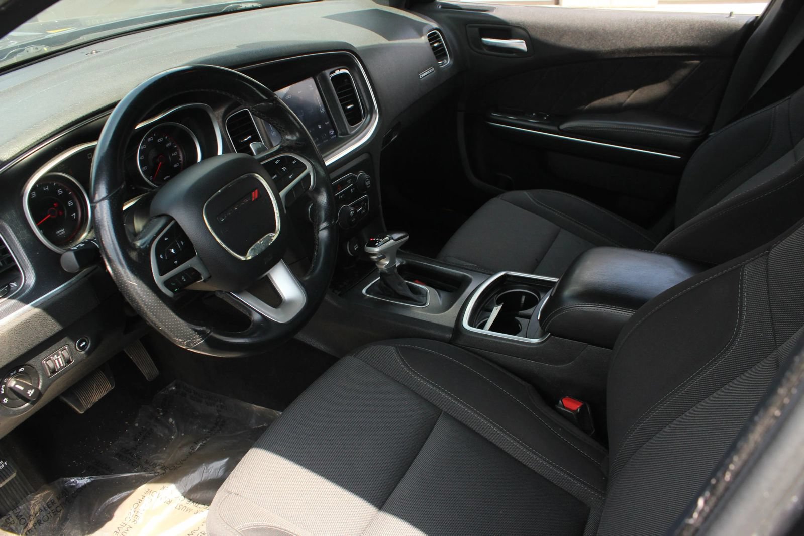 Used 2018 Dodge Charger R/T RWD image 13