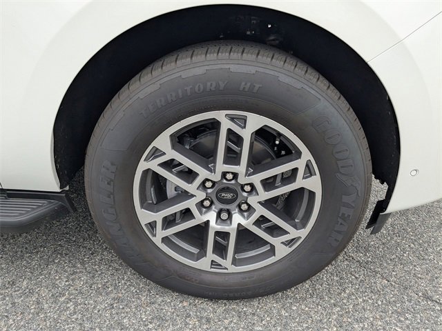 New 2025 Ford Expedition Max Active image 11