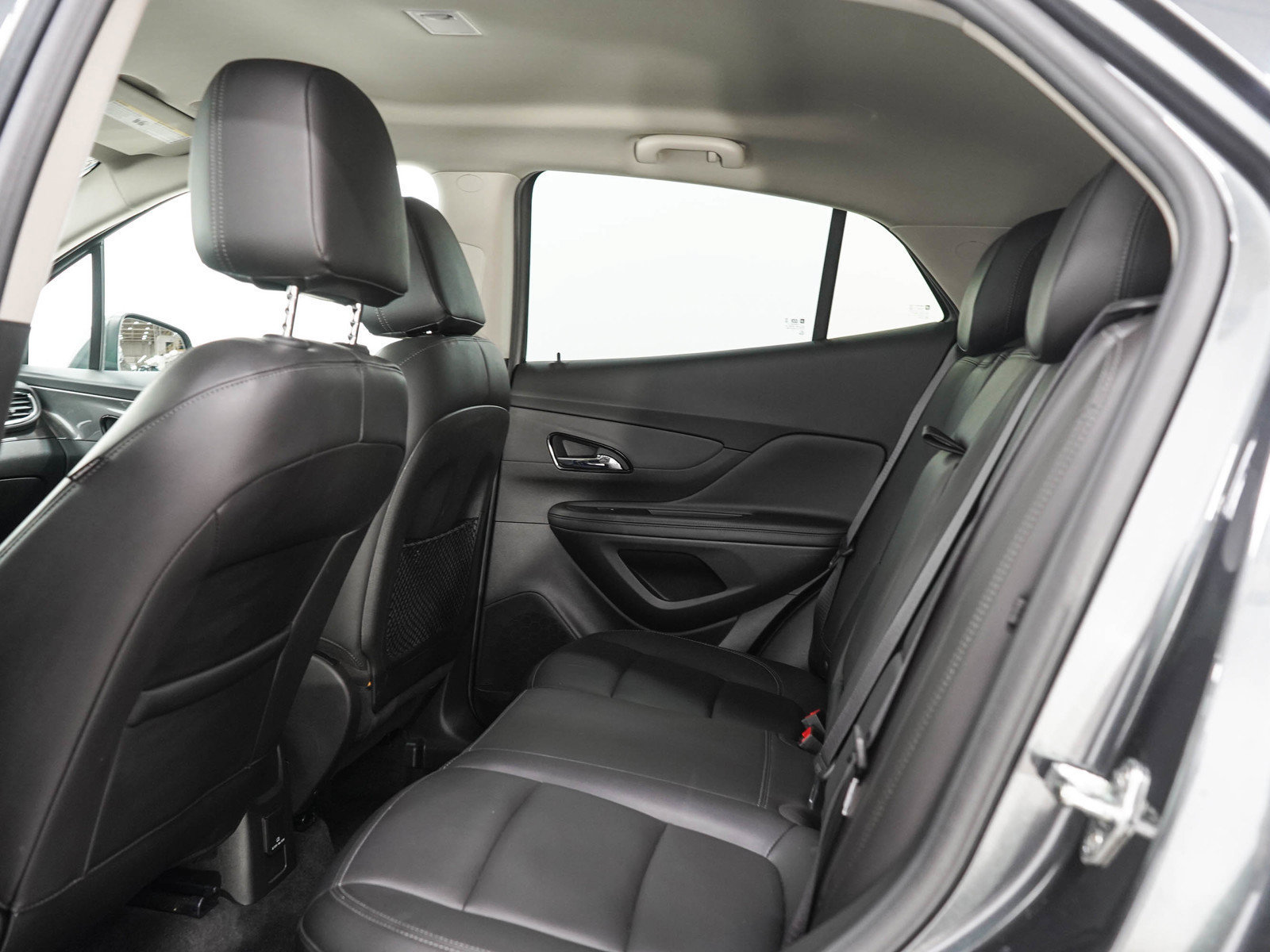 Used 2018 Buick Encore Essence AWD/4WD image 14
