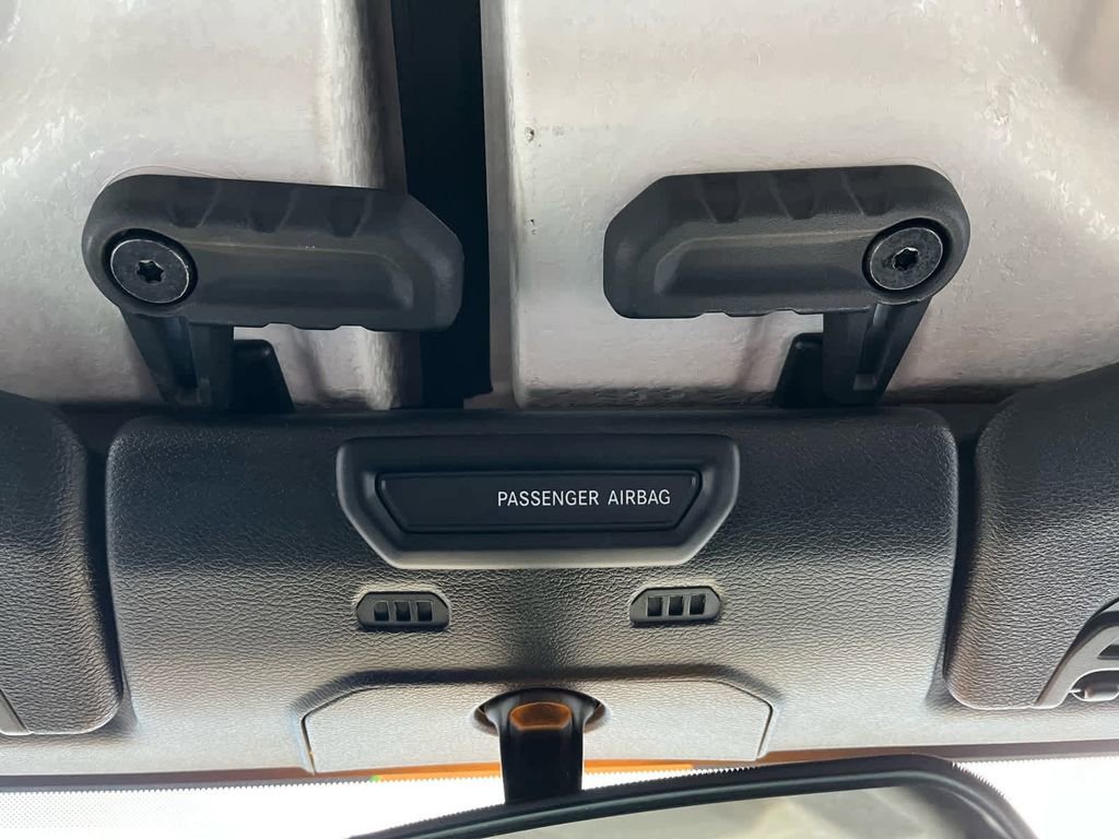 Used 2019 Jeep Wrangler Unlimited Rubicon image 34