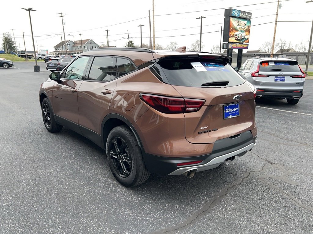 Used 2024 Chevrolet Blazer LT w/ Midnight/Sport Edition image 4