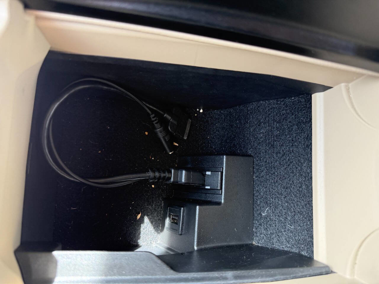 Used 2012 Mercedes-Benz C 300 4MATIC Sedan w/ Multimedia Pkg image 22