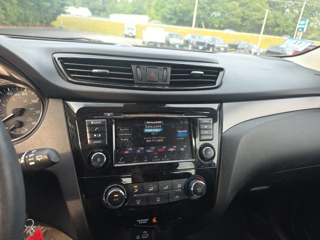 Used 2020 Nissan Rogue Sport S AWD/4WD image 6