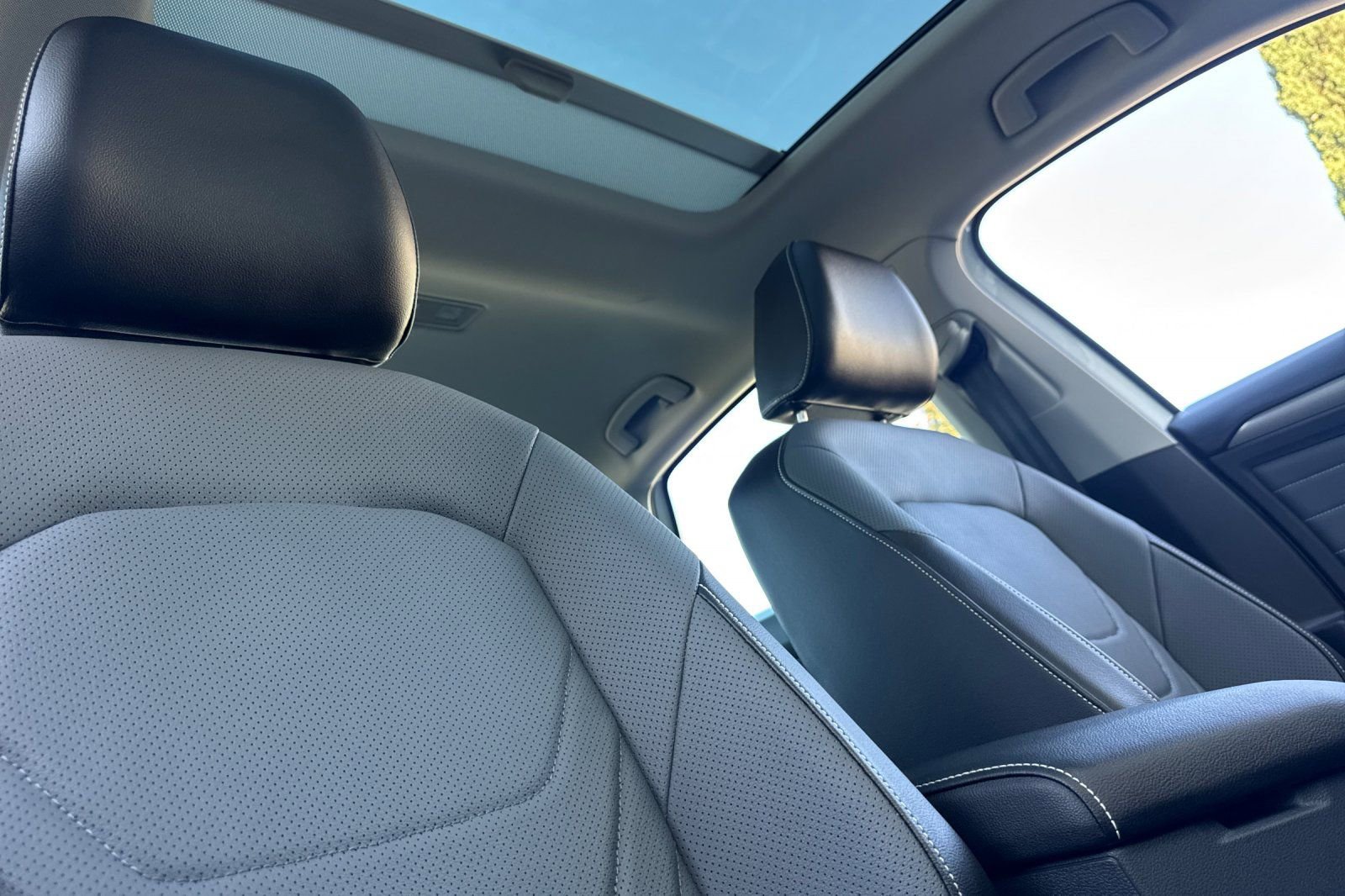 New 2026 Volkswagen Jetta SEL FWD image 14