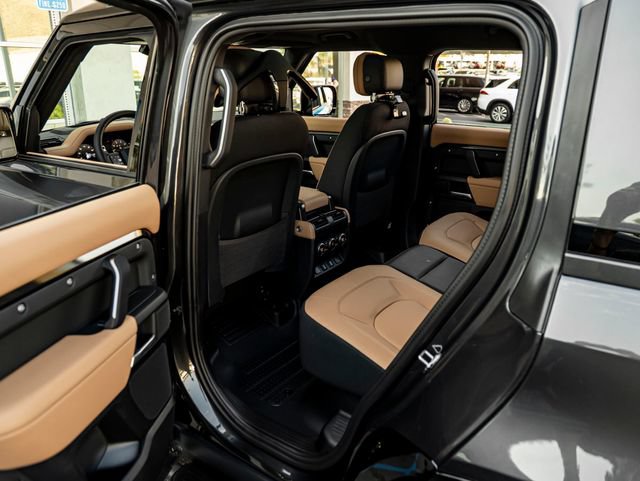 New 2026 Land Rover Defender 110 X AWD/4WD image 27