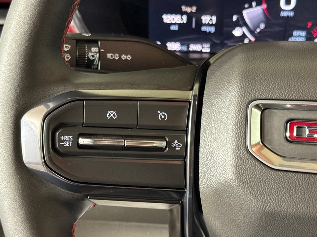 Certified 2025 GMC Canyon AT4 w/ AT4X Package AWD/4WD image 12