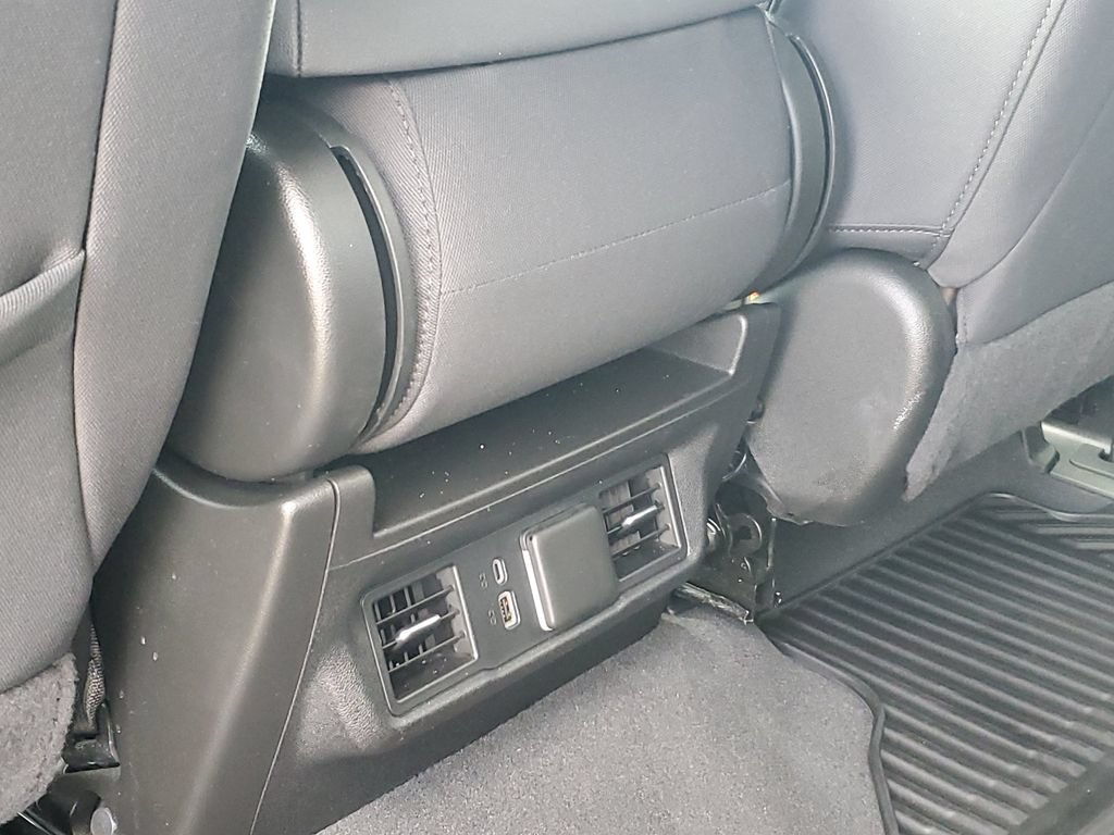 Certified 2024 Chevrolet Silverado 1500 LT AWD/4WD image 35