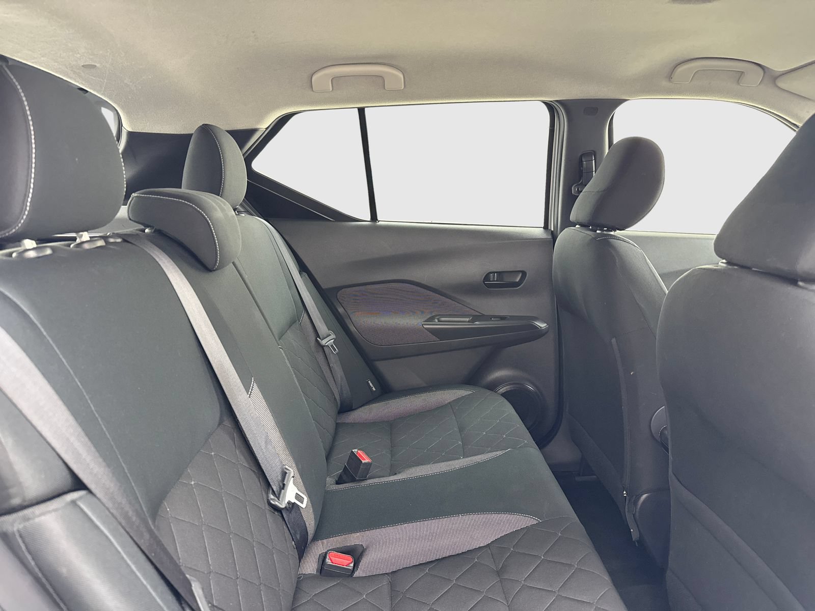 Used 2020 Nissan Kicks S FWD image 44