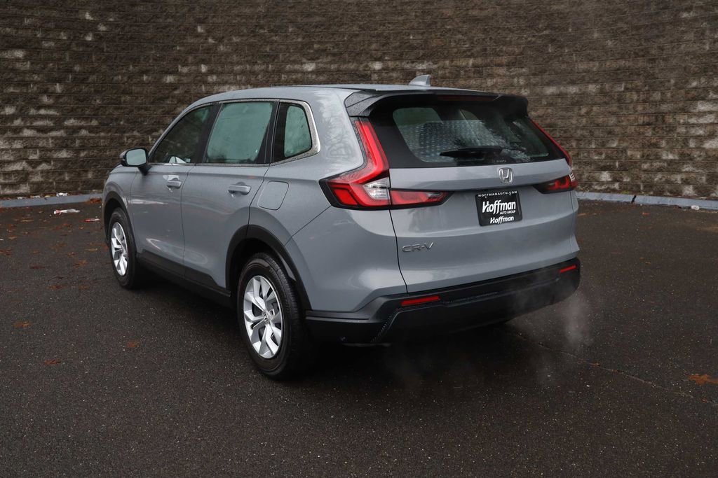 Used 2023 Honda CR-V LX image 9