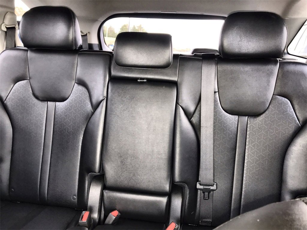 Used 2022 Kia Sorento S image 22