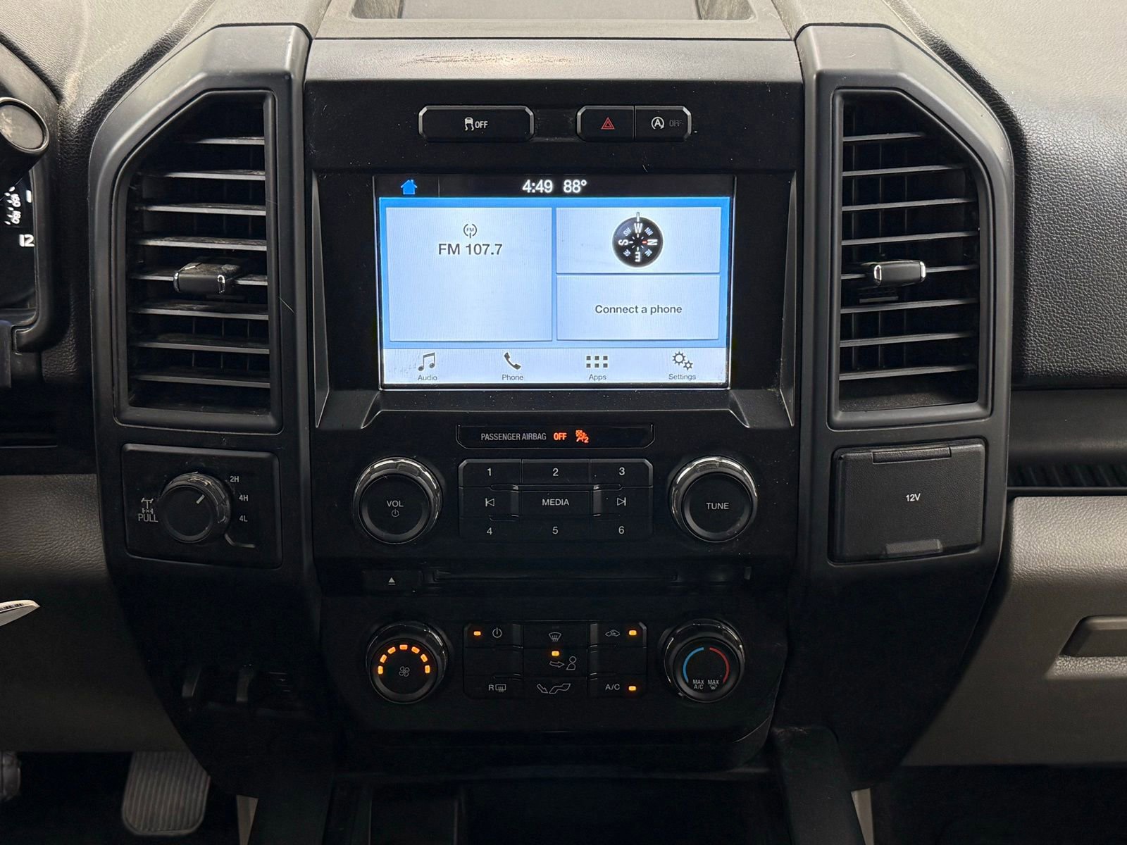 Used 2017 Ford F150 XL w/ Equipment Group 101A Mid AWD/4WD image 22