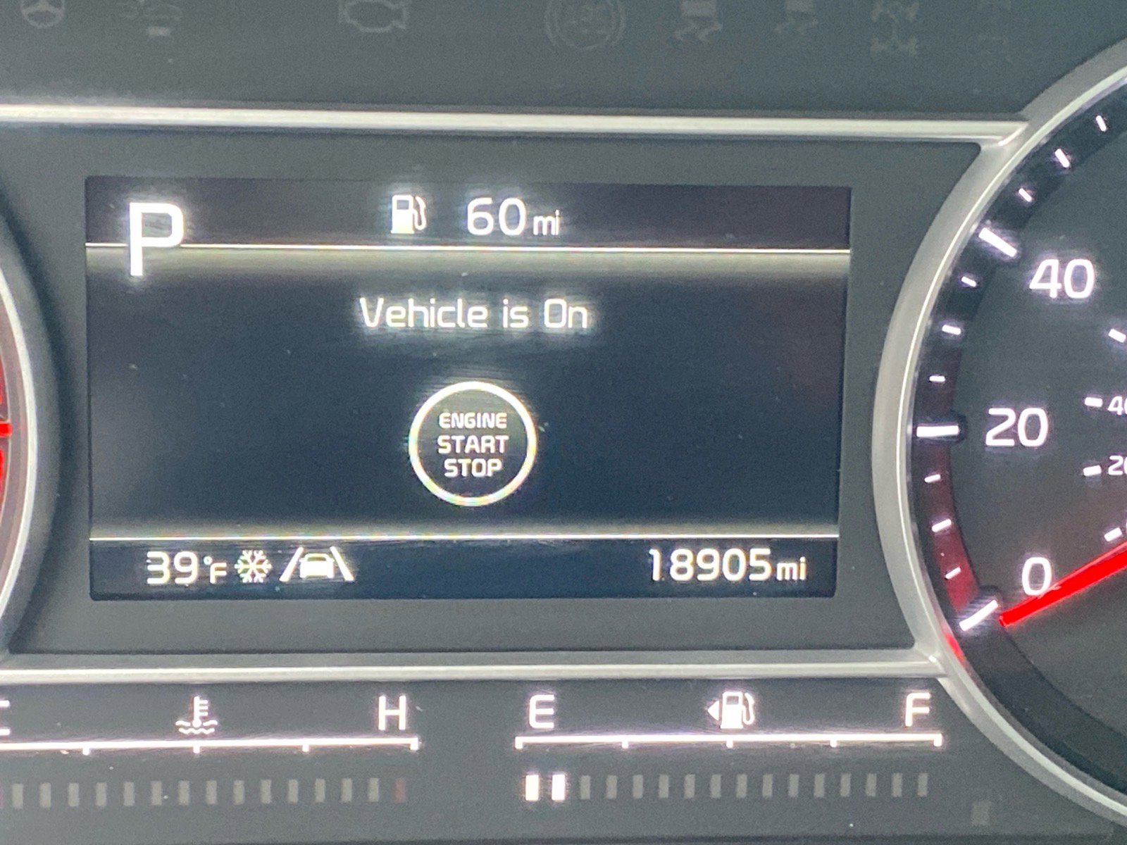 Certified 2023 Kia Sorento S w/ Panoramic Sunroof Package image 18