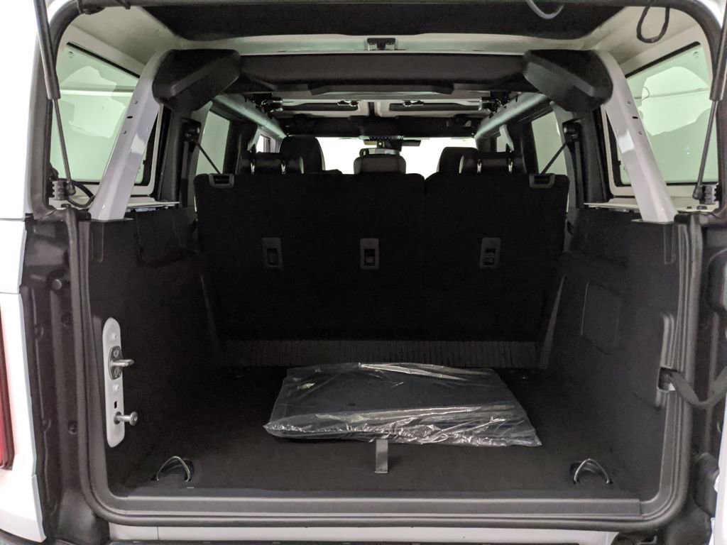 New 2025 Ford Bronco Badlands image 25