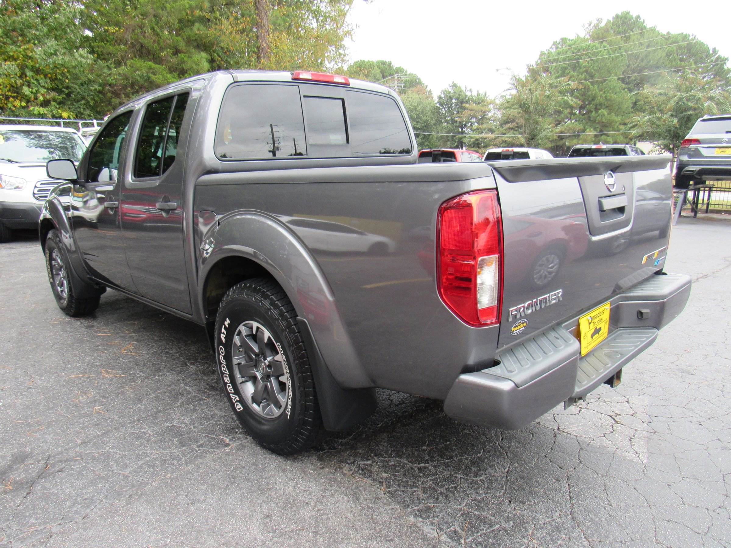Used 2019 Nissan Frontier Desert Runner image 6