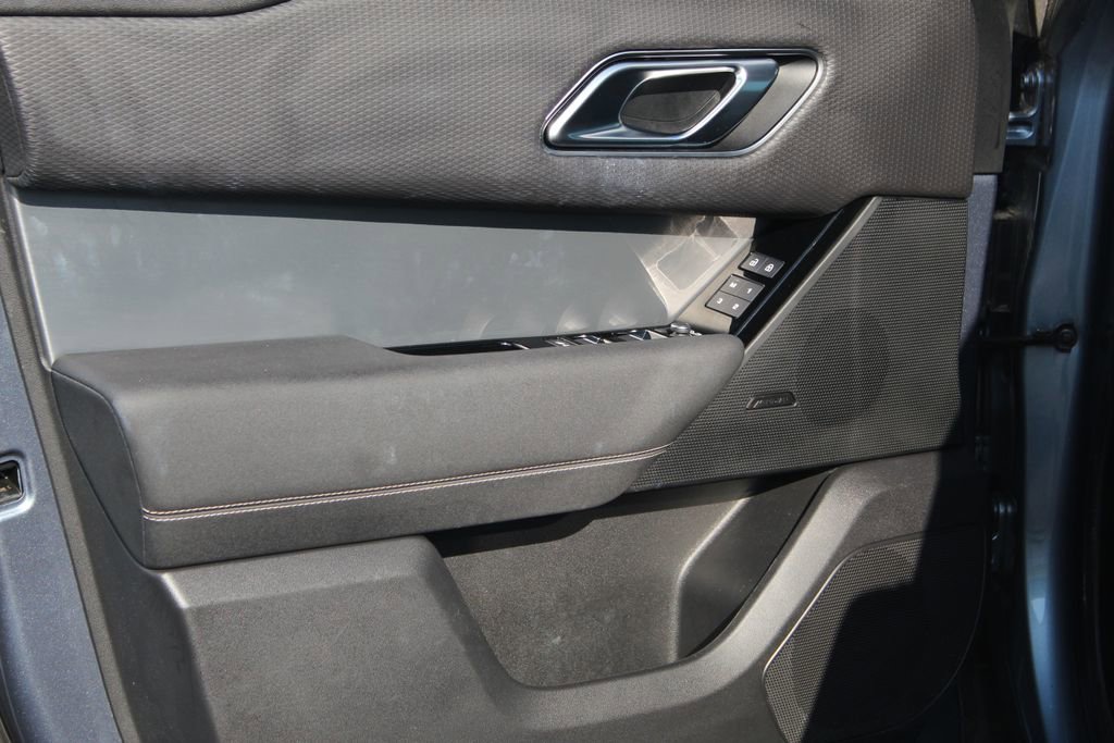 Used 2023 Land Rover Range Rover Velar R-Dynamic S AWD/4WD image 23