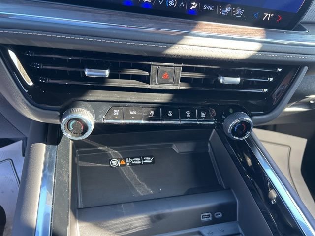 New 2026 Chevrolet Suburban Premier w/ Sun And Tow Package image 26