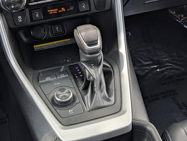 Used 2021 Toyota RAV4 XSE image 14