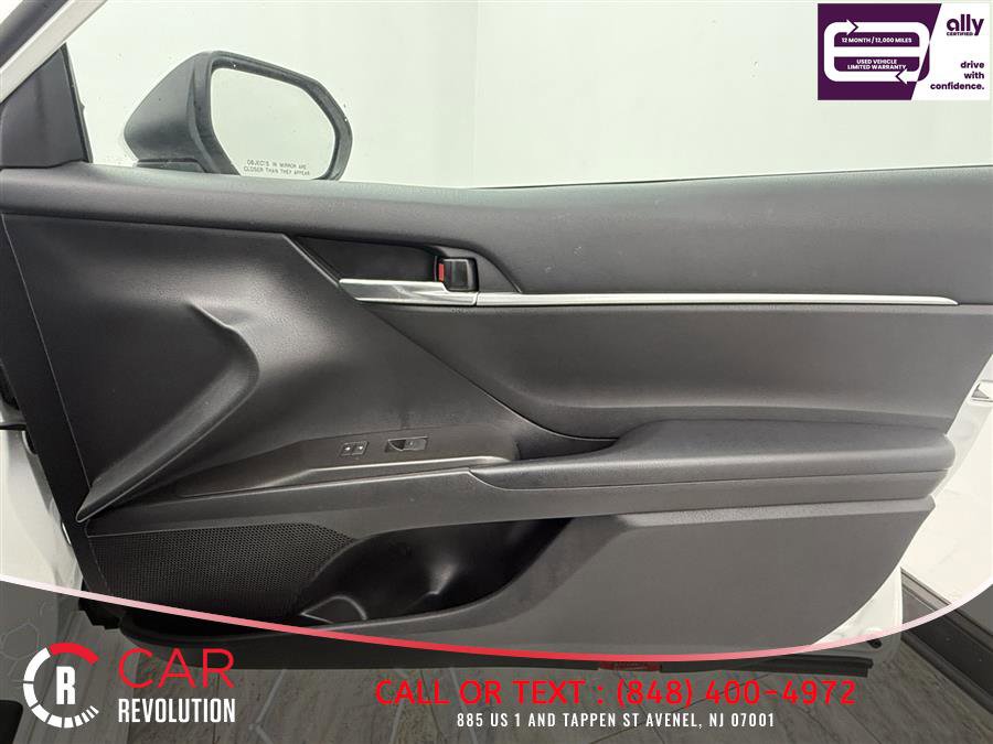 Used 2023 Toyota Camry SE AWD/4WD image 31