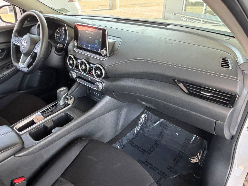 Used 2024 Nissan Sentra SV FWD image 19