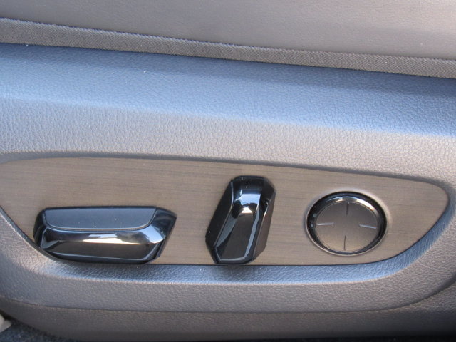 Used 2022 Lexus NX 350h AWD w/ Vision Package image 13