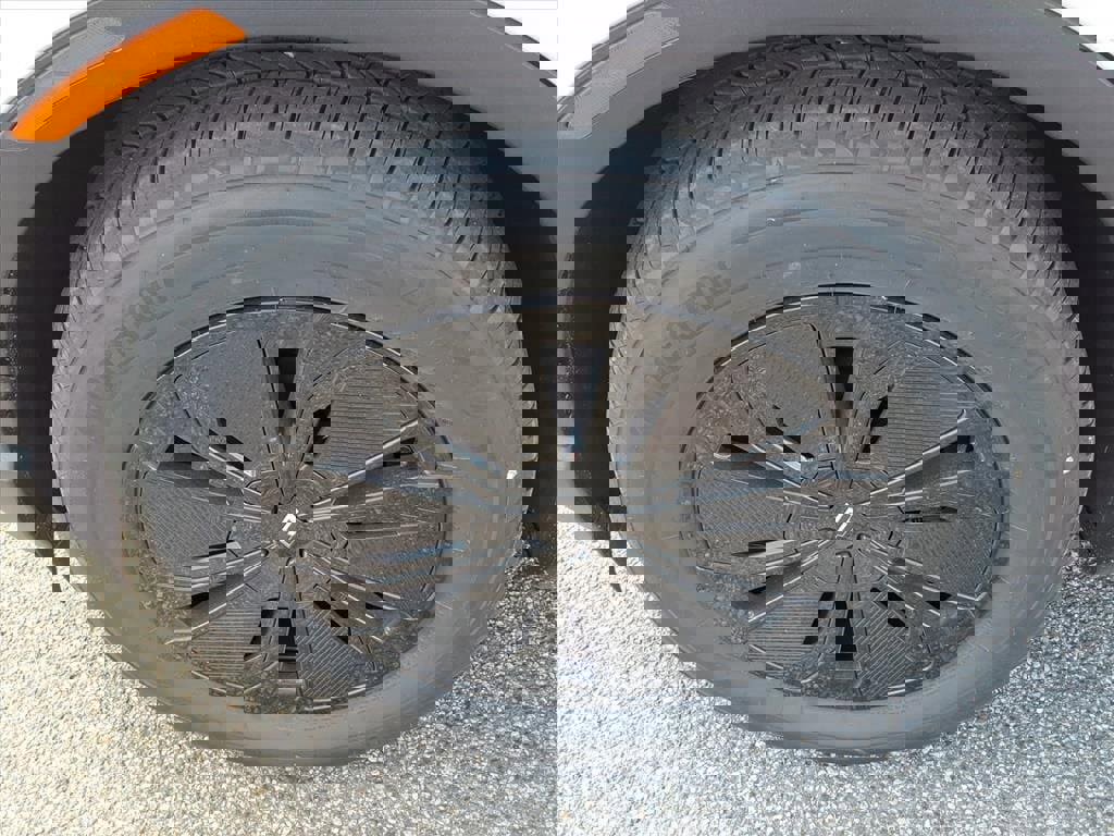 New 2025 Chevrolet Blazer EV LT image 9