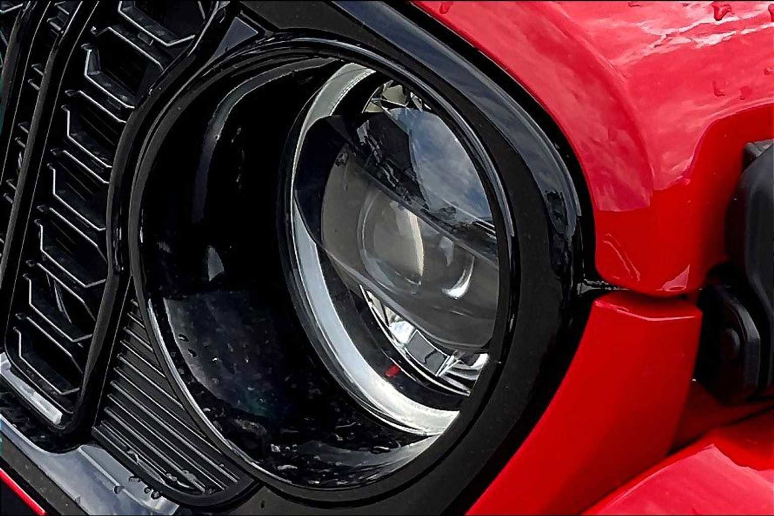 New 2025 Jeep Gladiator Willys image 13