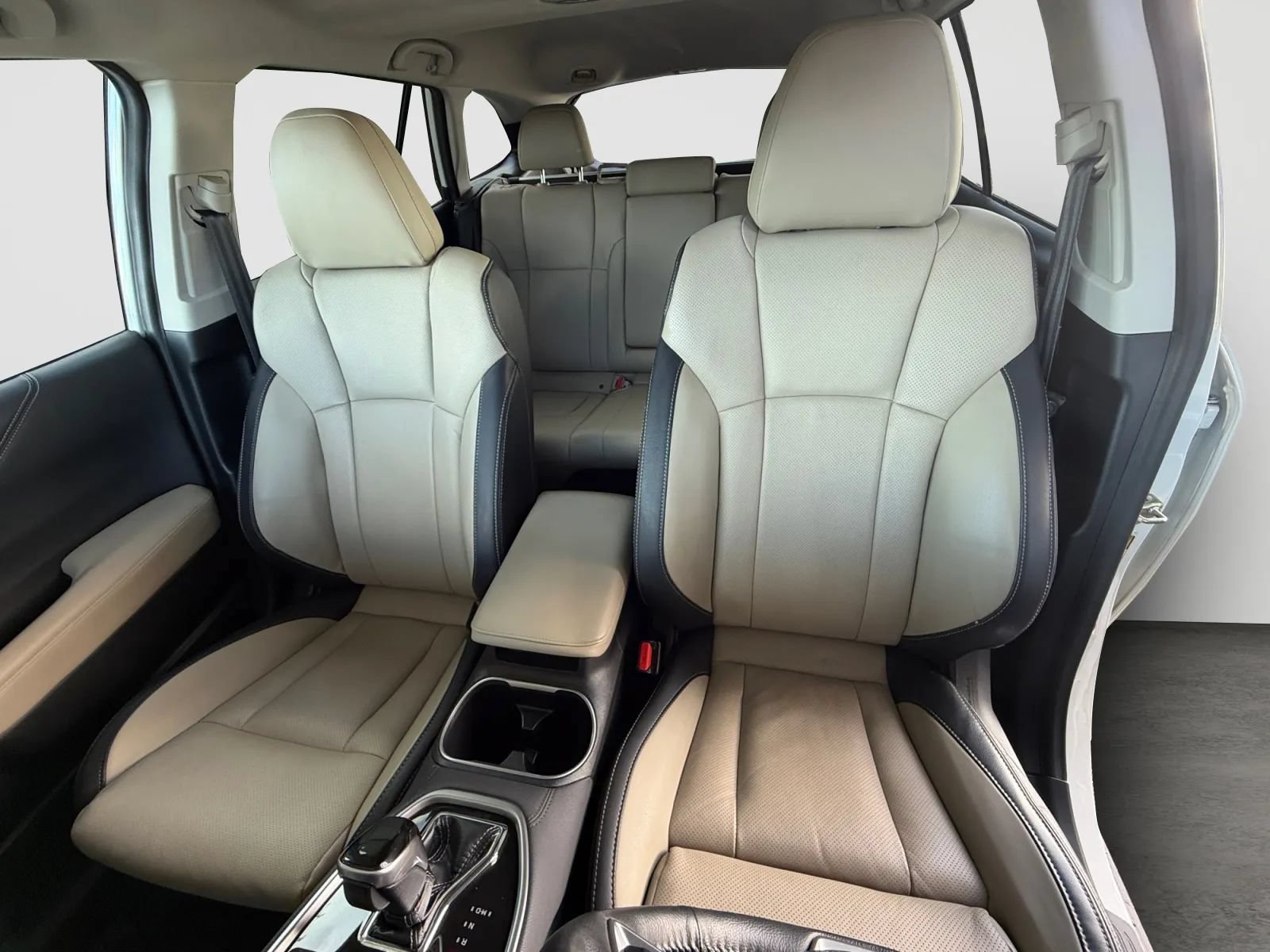 Used 2020 Subaru Outback Limited XT AWD/4WD image 13
