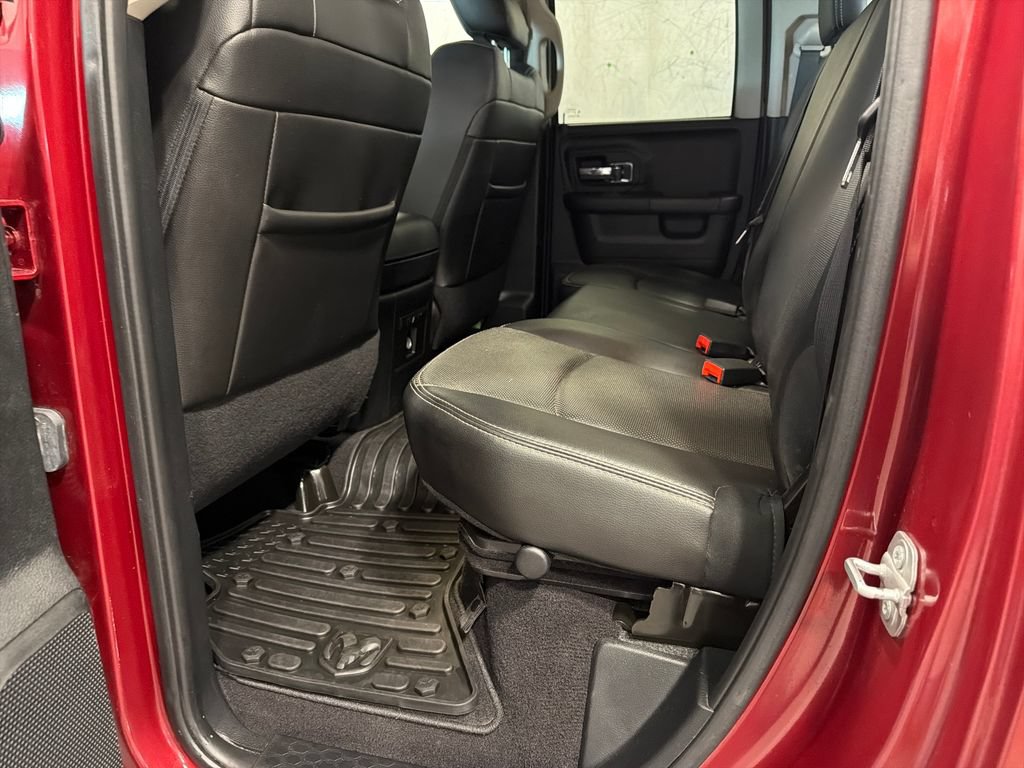 Used 2015 RAM 1500 Laramie w/ Convenience Group AWD/4WD image 17