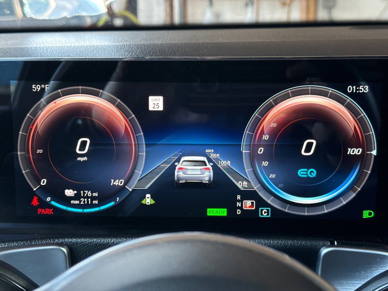 Used 2022 Mercedes-Benz EQB 300 4MATIC image 73