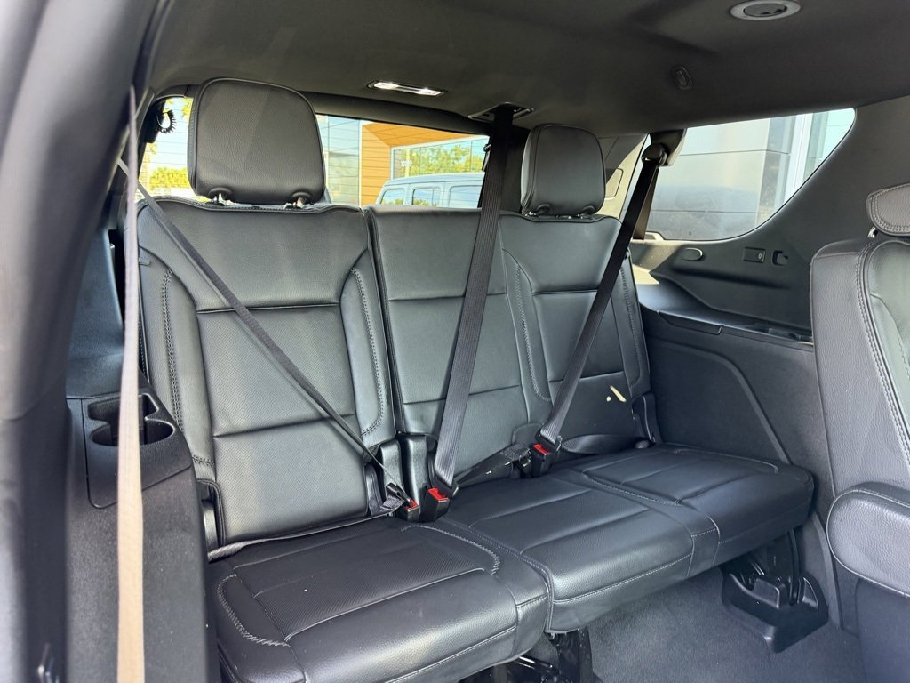 Used 2025 GMC Yukon Denali image 33