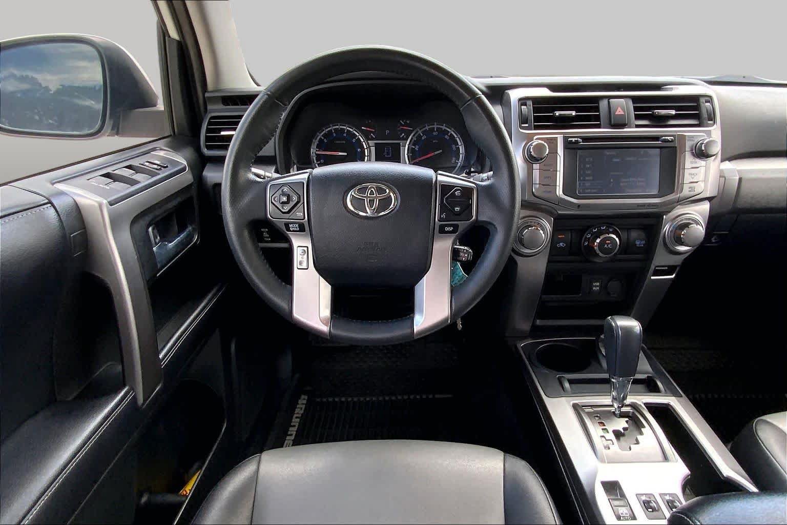 Used 2018 Toyota 4Runner SR5 Premium AWD/4WD image 6