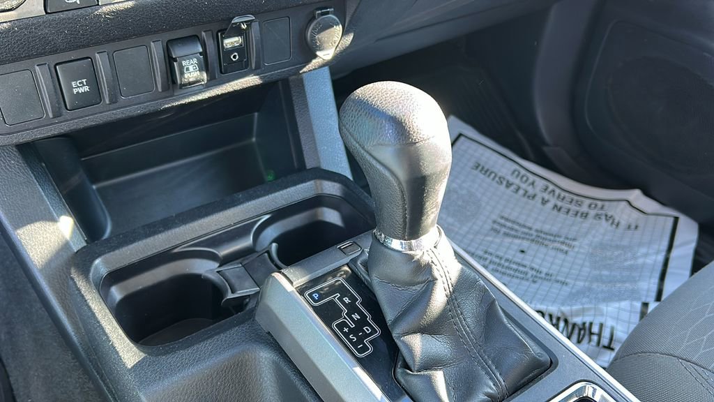 Used 2019 Toyota Tacoma SR5 image 16