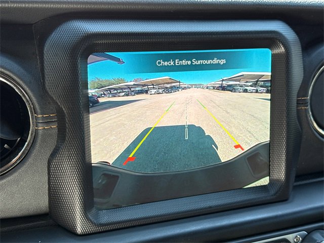 Used 2022 Jeep Gladiator Overland image 25