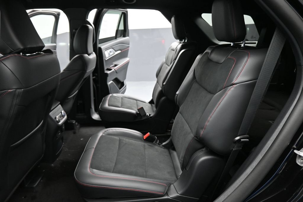 New 2026 Ford Explorer ST AWD/4WD image 19