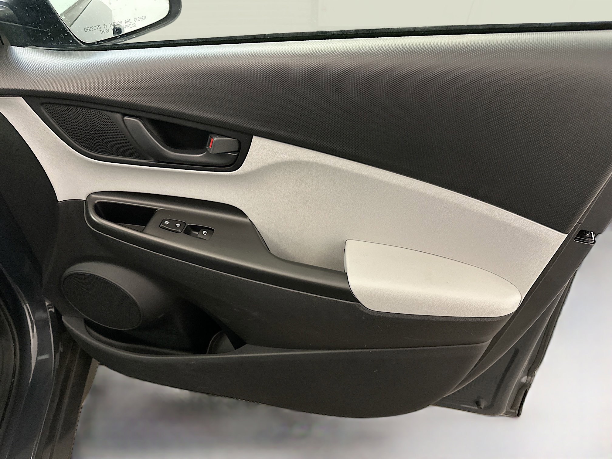 Used 2023 Hyundai Kona SEL image 32