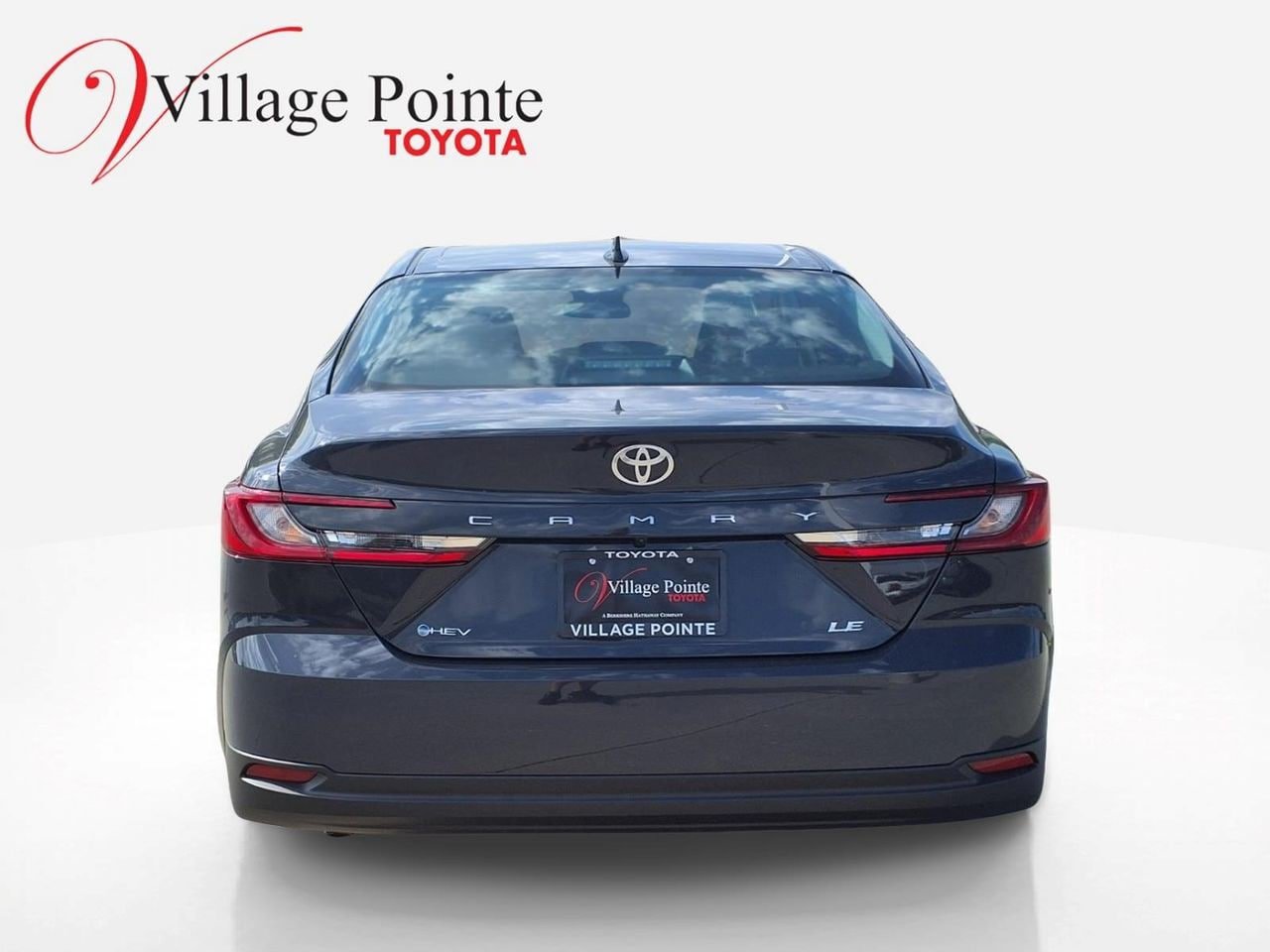 Used 2026 Toyota Camry LE FWD image 4