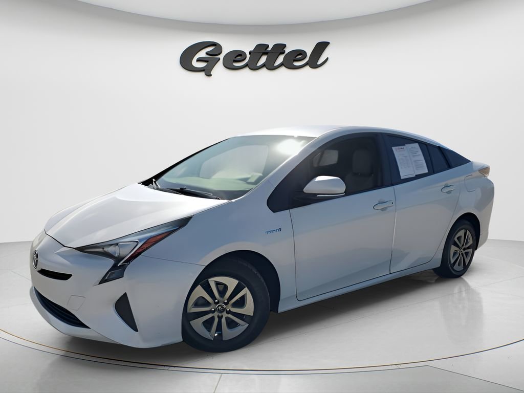 Used 2016 Toyota Prius Two image 1