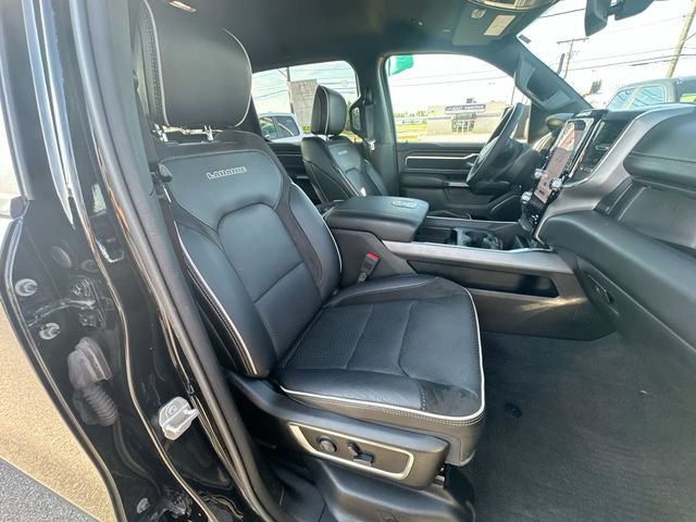 Used 2025 RAM 1500 Laramie w/ Sport Appearance Package AWD/4WD image 26